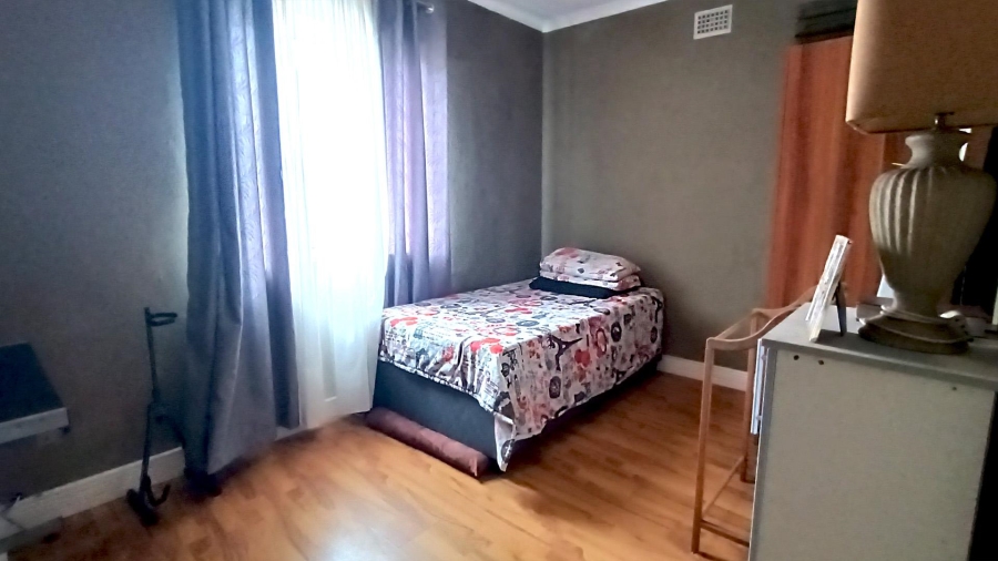 5 Bedroom Property for Sale in Yorkshire Estate Western Cape